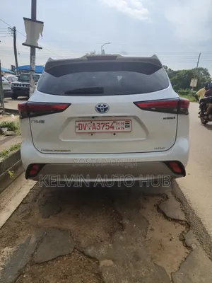 Toyota Highlander 2024 White