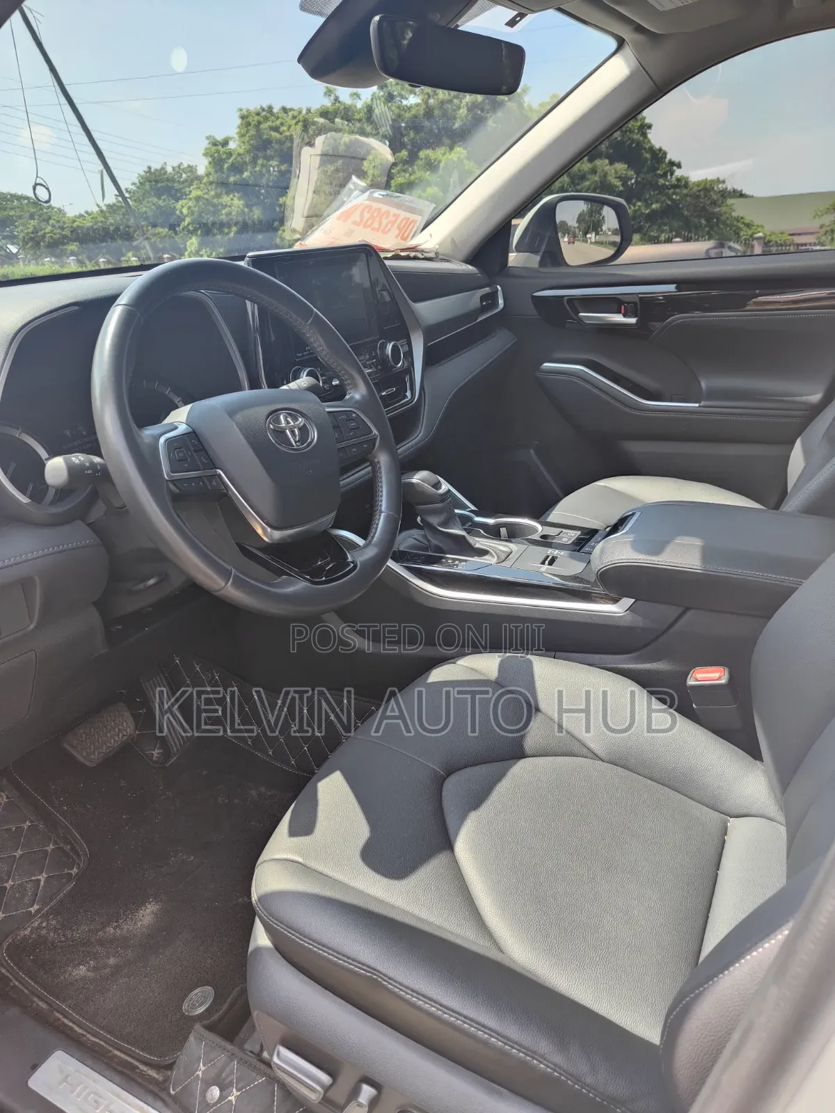 Toyota Highlander 2024 White