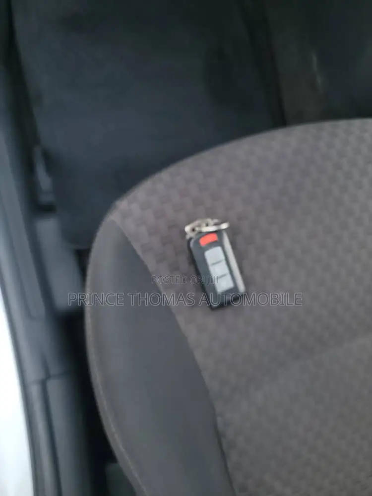 Mitsubishi Mirage 2017 Silver