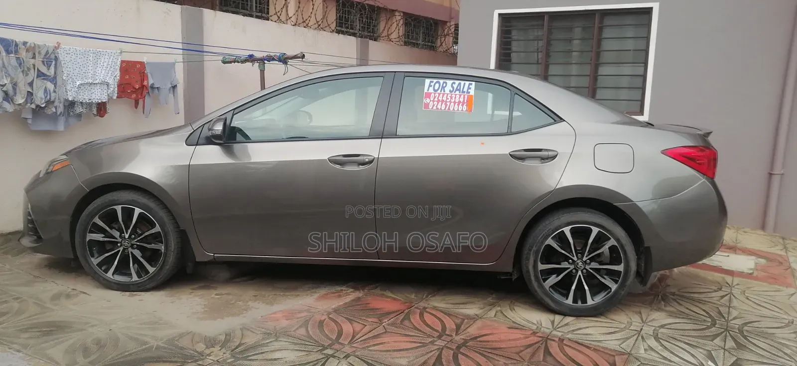 Toyota Corolla XSE 4dr Sedan (1.8L 4cyl CVT) 2017 Burgundy