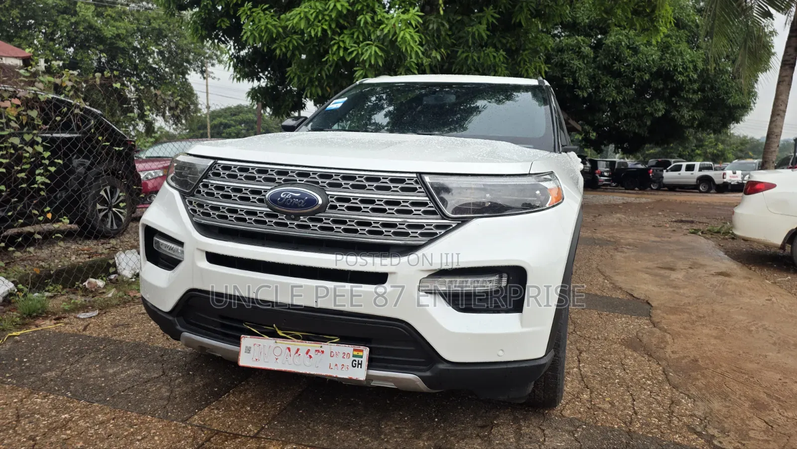 Ford Explorer 2021 White