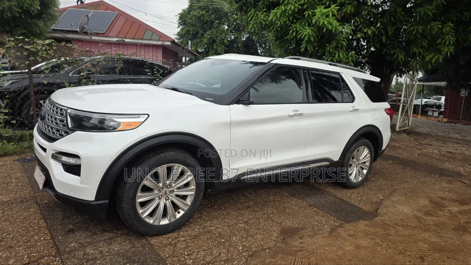 Ford Explorer 2021 White