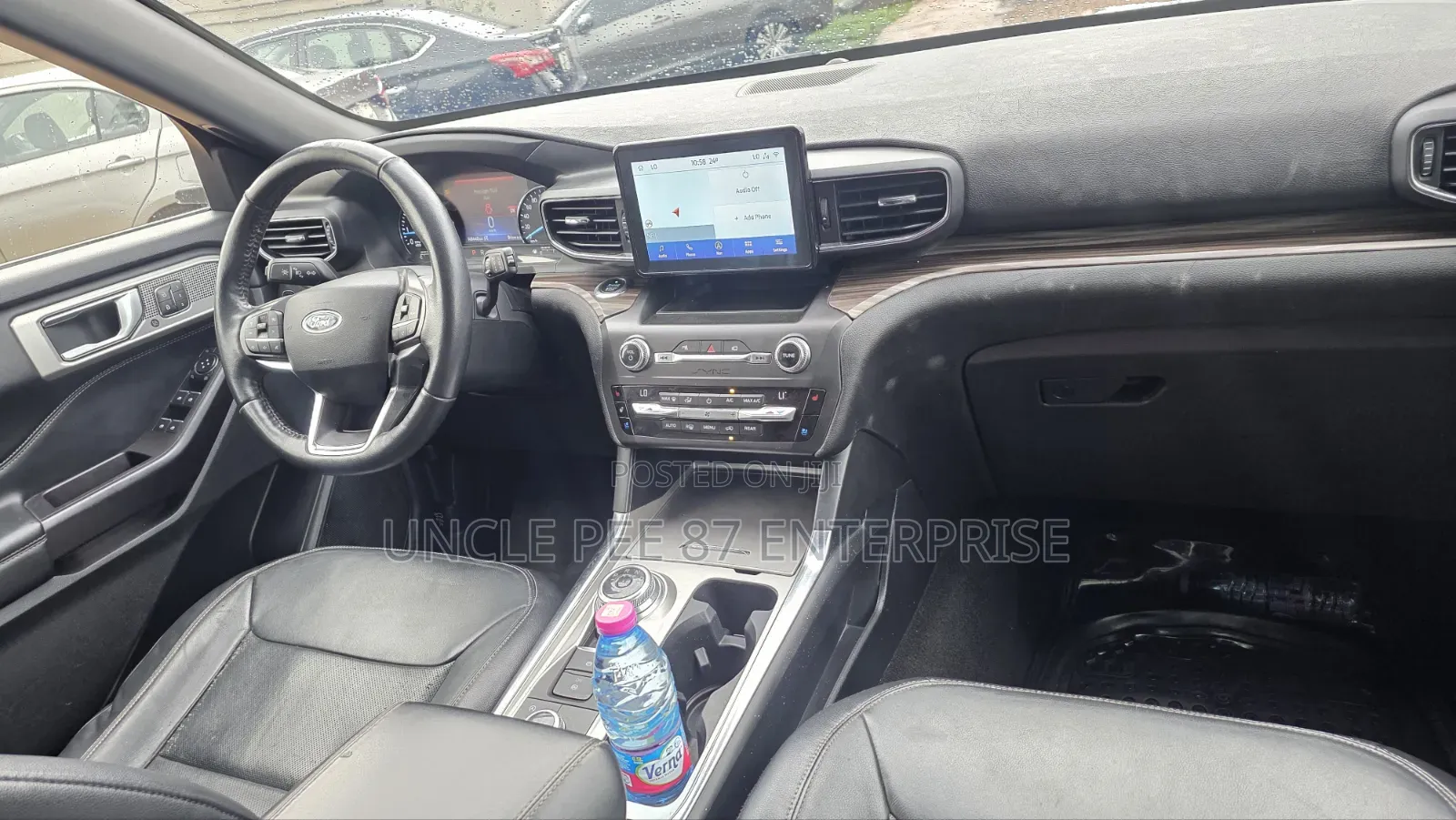 Ford Explorer 2021 White