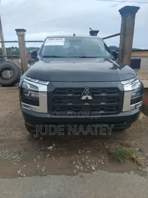 New Mitsubishi L200 2025 Black