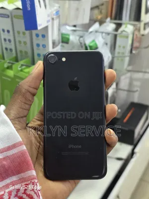 Apple iPhone 7 32 GB Black
