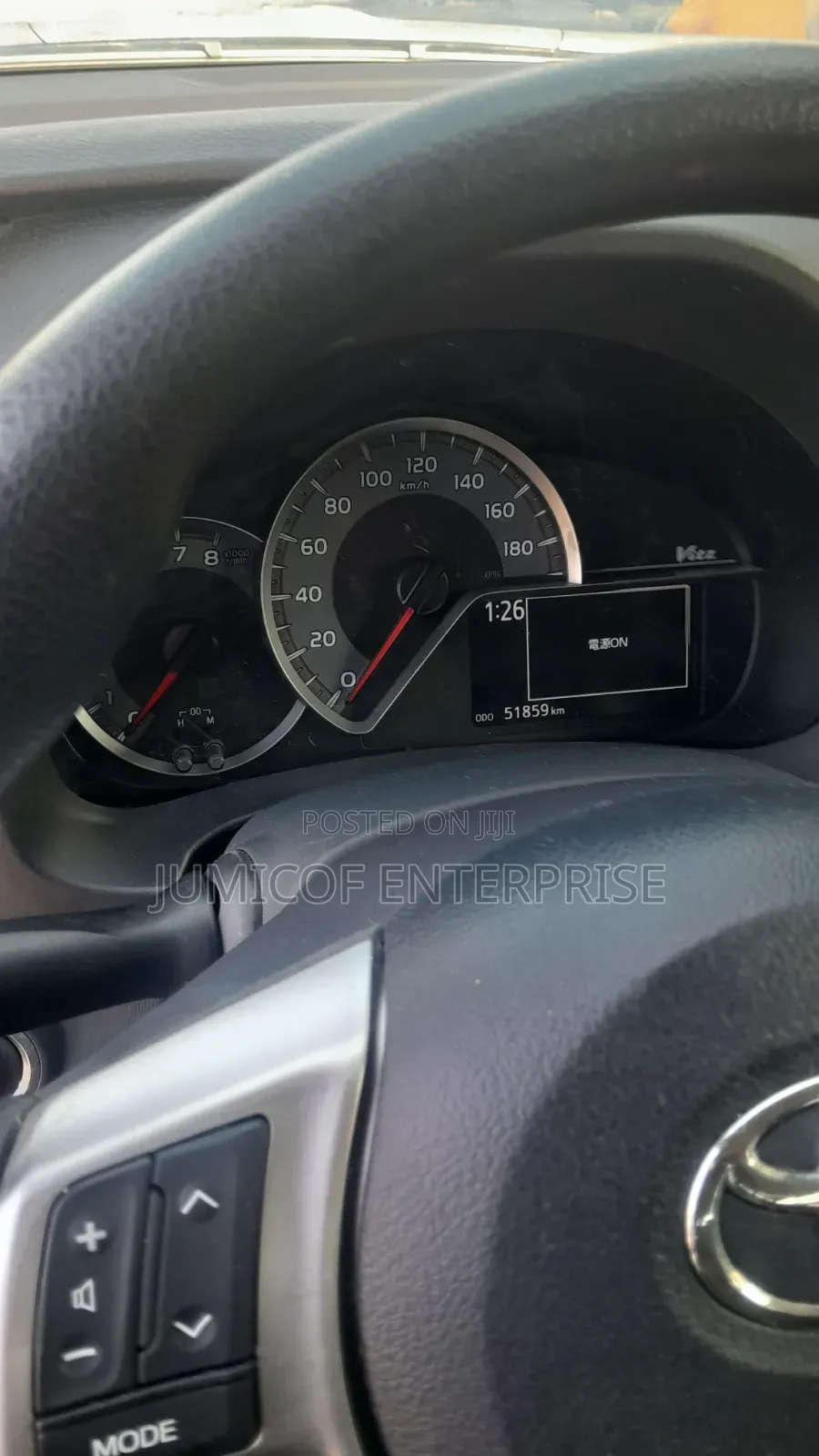 Toyota Vitz 1.3 FWD 5dr 2016 Pink