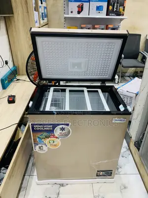 Energy Efficiency Technology Chest Freezer Single Door Gold 150l
