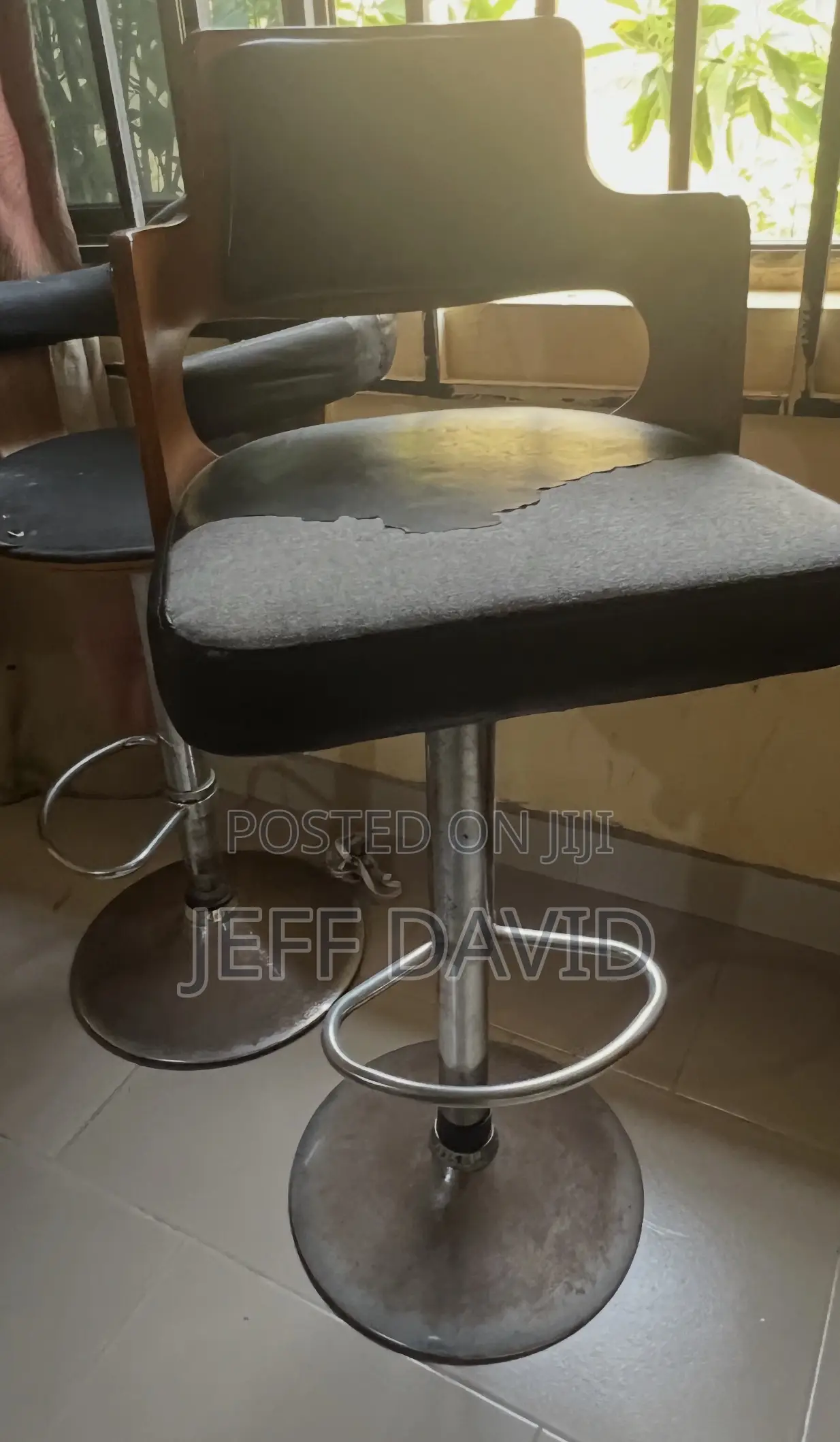 Vintage Adjustable Swivel Bar Stool / Drafting Chair