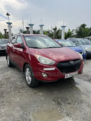 Hyundai Tucson 2012 Red