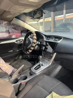 Nissan Sentra SR 4dr Sedan (1.8L 4cyl CVT) 2014 Silver