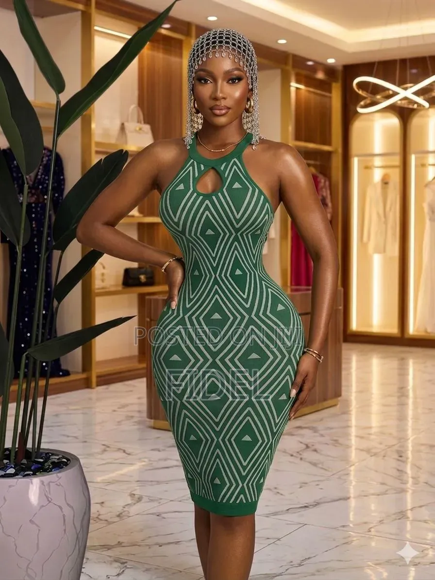 Elegance Meets Comfort – Must-Have Sleeveless Bodycon Dress!