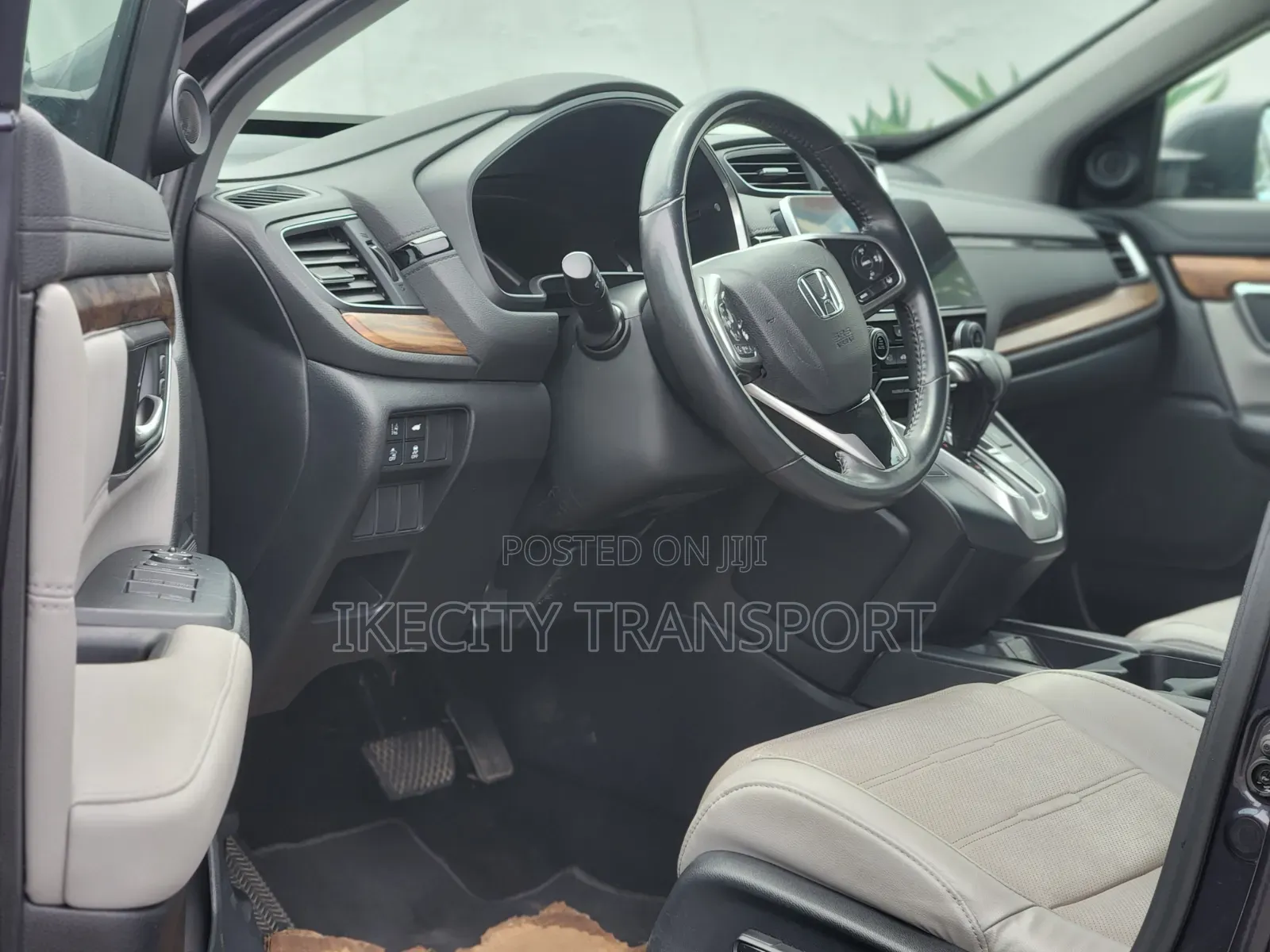 Honda CR-V Touring AWD 2019 Gray