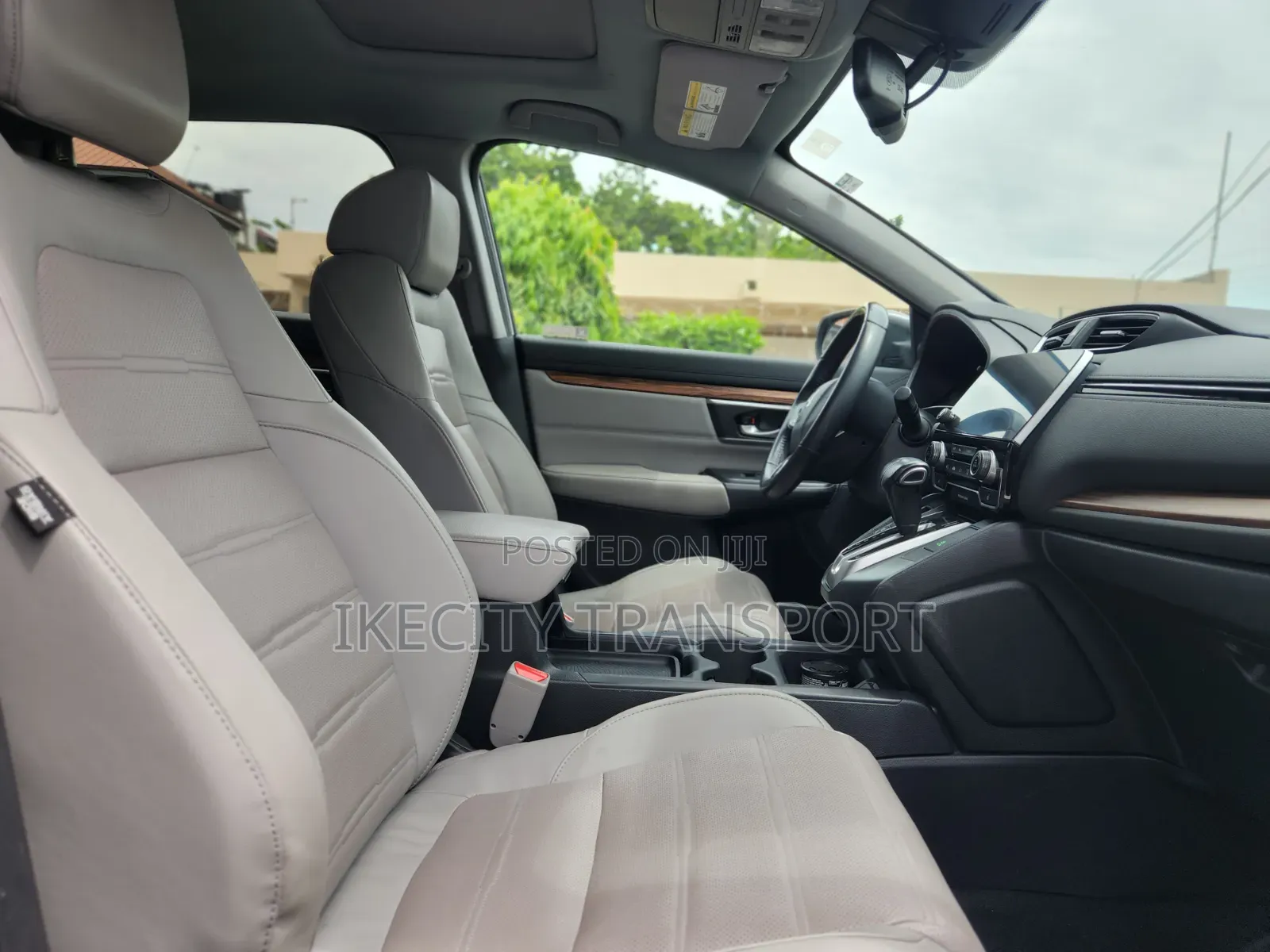 Honda CR-V Touring AWD 2019 Gray