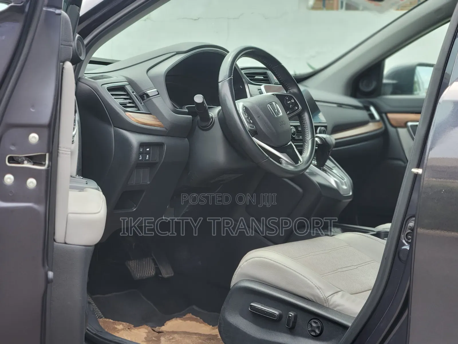 Honda CR-V Touring AWD 2019 Gray