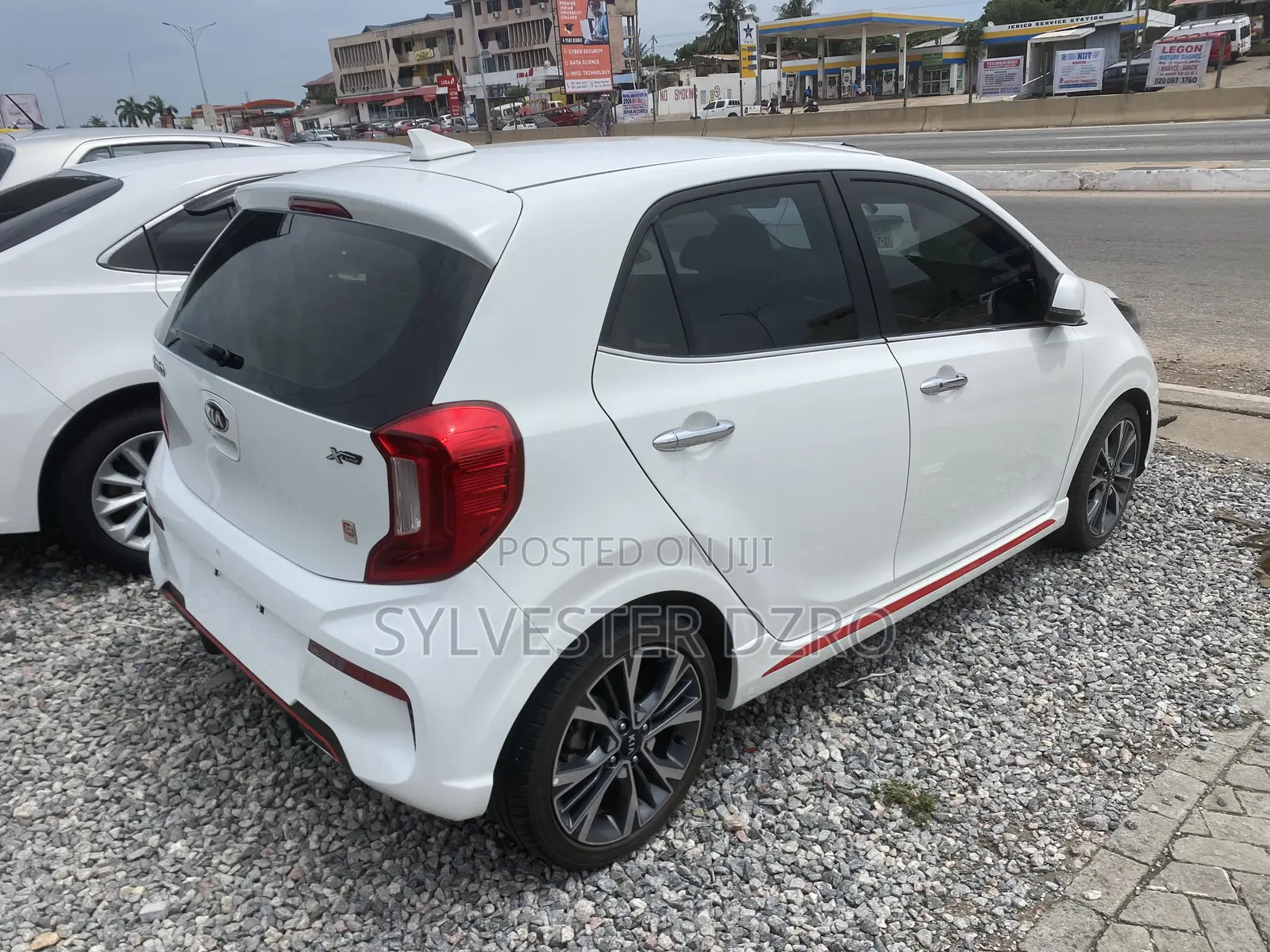 Kia Morning 2021 White