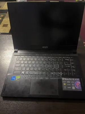 MSI Stealth 17 Studio A13V 16GB Intel Core i5 SSHD (Hybrid) 512GB