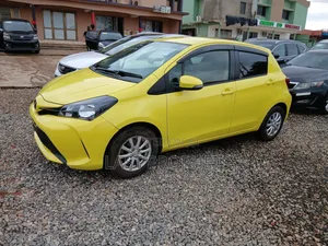 Toyota Vitz 1.3 FWD 5dr 2014 Yellow