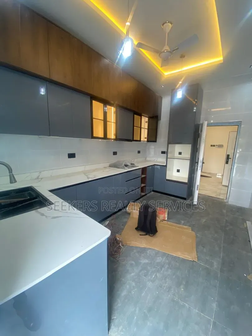 3bdrm House in Seekers Realty, Pokuase for sale
