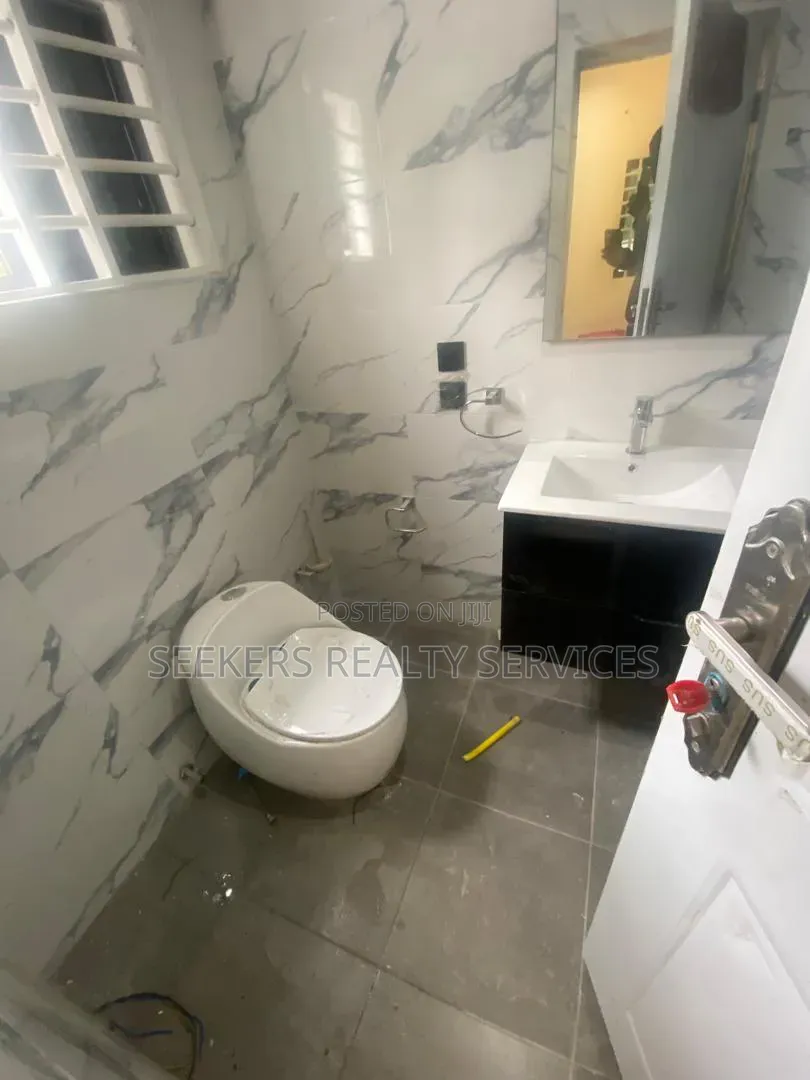 3bdrm House in Seekers Realty, Pokuase for sale
