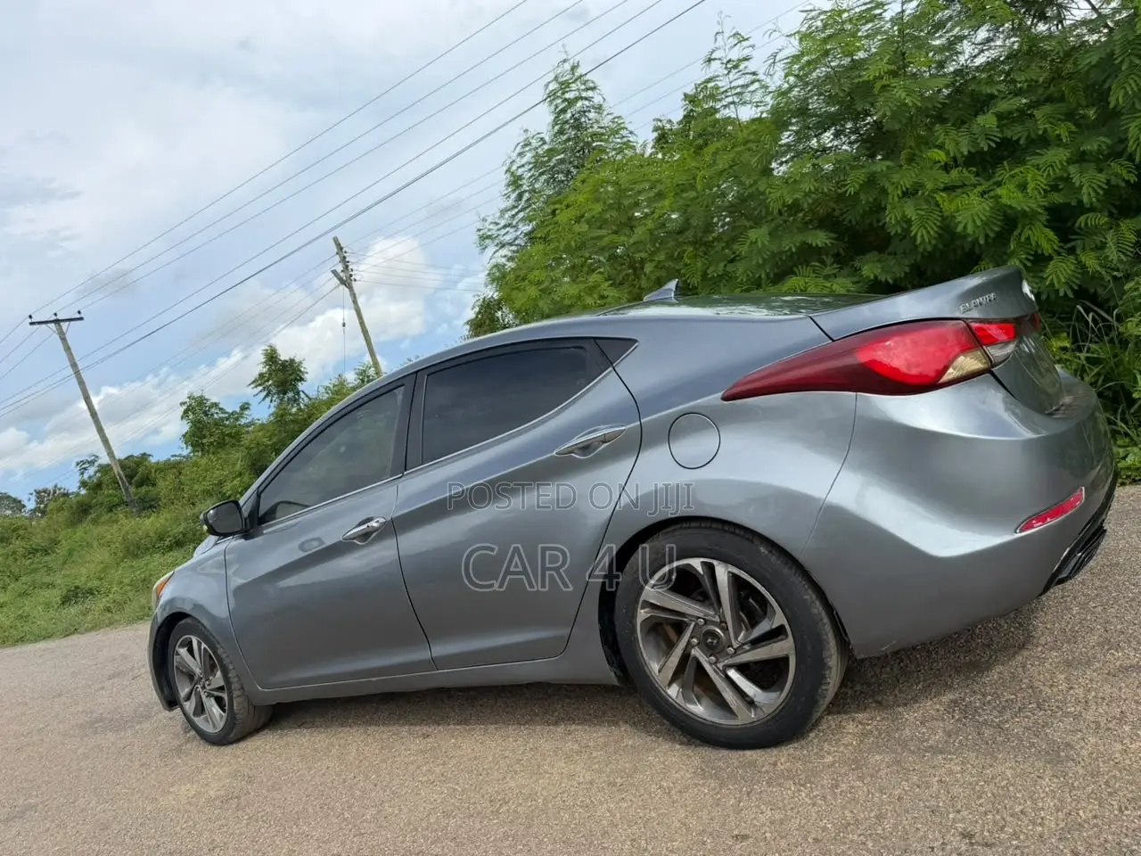Hyundai Elantra Limited Sedan FWD (1.8L 4cyl 6A) 2016 Silver