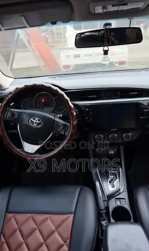 Toyota Corolla LE 4dr Sedan (1.8L 4cyl CVT) 2016 Black