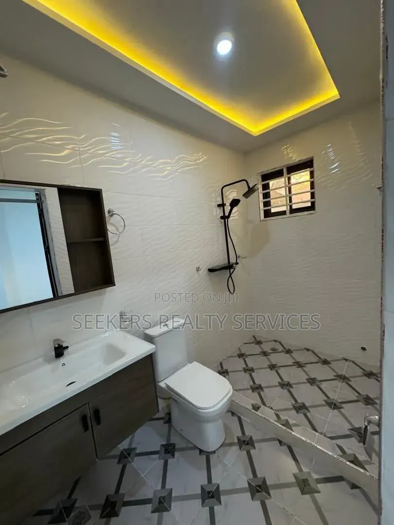 3bdrm House in Seekers Realty, Manet Junction for sale