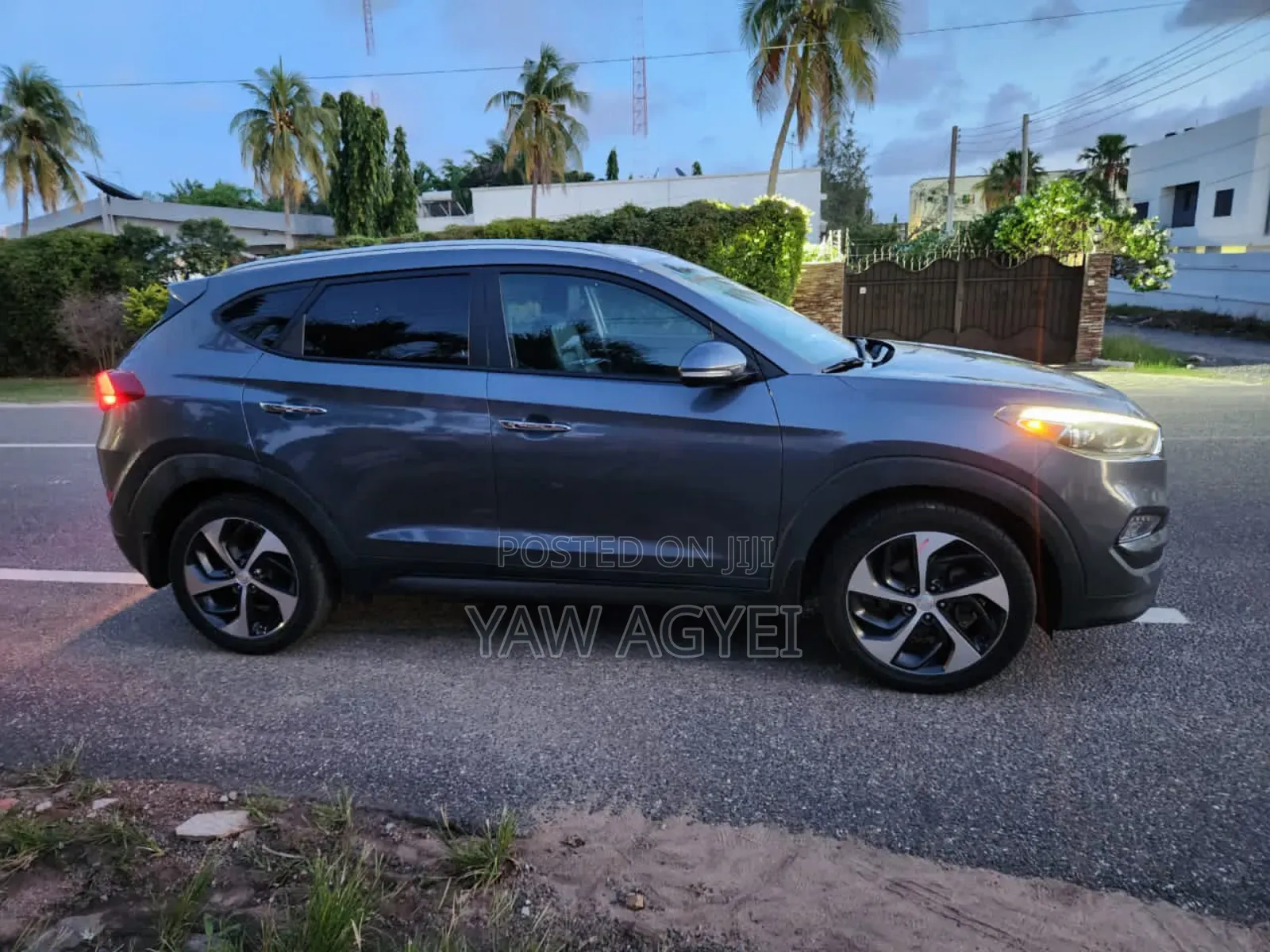 Hyundai Tucson Limited AWD 2016 Gray