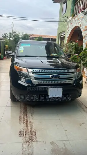 Ford Explorer Platinum AWD 2019 Black