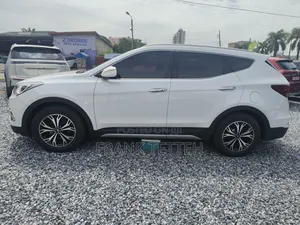 Hyundai Santa Fe 2017 White