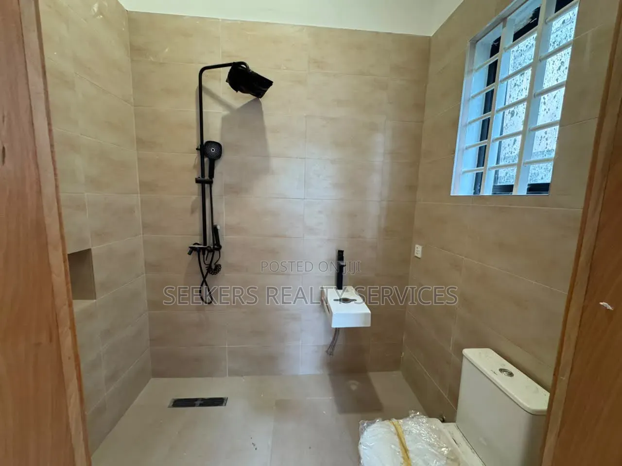 3bdrm Bungalow in Seekers Realty, Teshie-Nungua Estates for sale