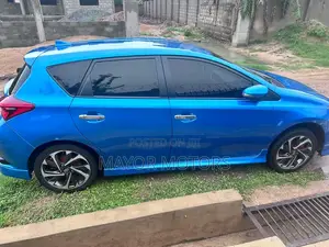 Toyota Corolla LE 4dr Sedan (1.8L 4cyl CVT) 2016 Blue