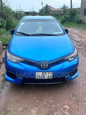 Toyota Corolla LE 4dr Sedan (1.8L 4cyl CVT) 2016 Blue