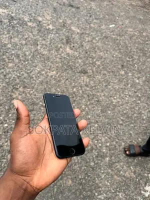 Apple iPhone 7 128 GB Black