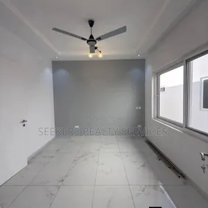 4bdrm Bungalow in Seekers Realty, Manet Junction for sale