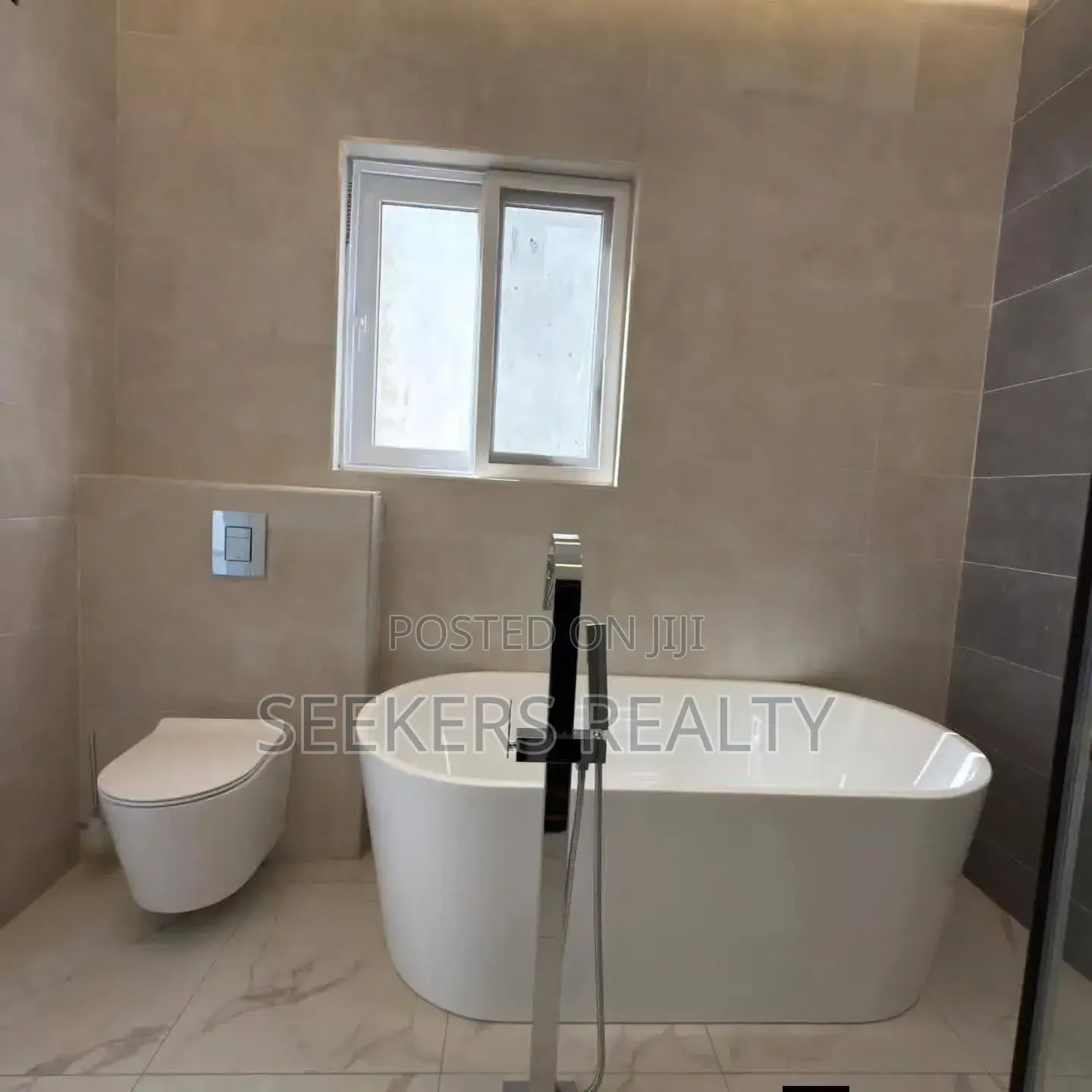 4bdrm Bungalow in Seekers Realty, Manet Junction for sale
