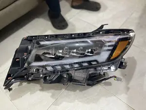 Prado 18/22 Headlight