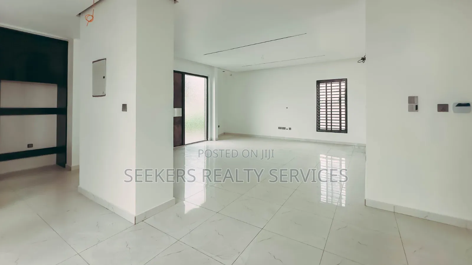 4bdrm Bungalow in Seekers Realty, Accra Metropolitan for sale