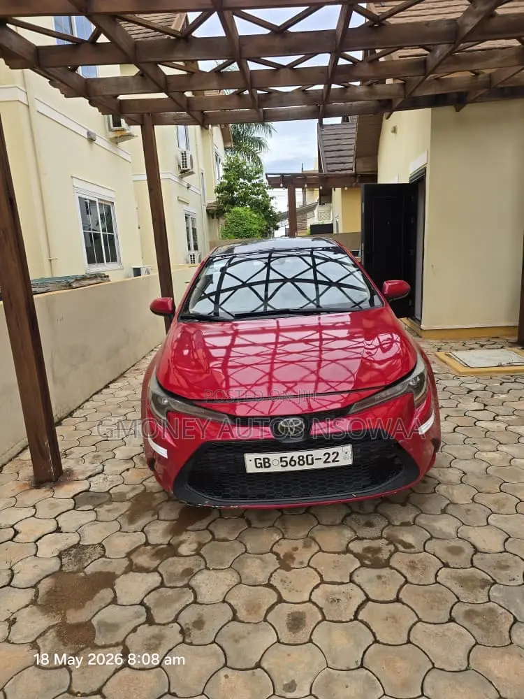 Toyota Corolla XLE 2020 Red