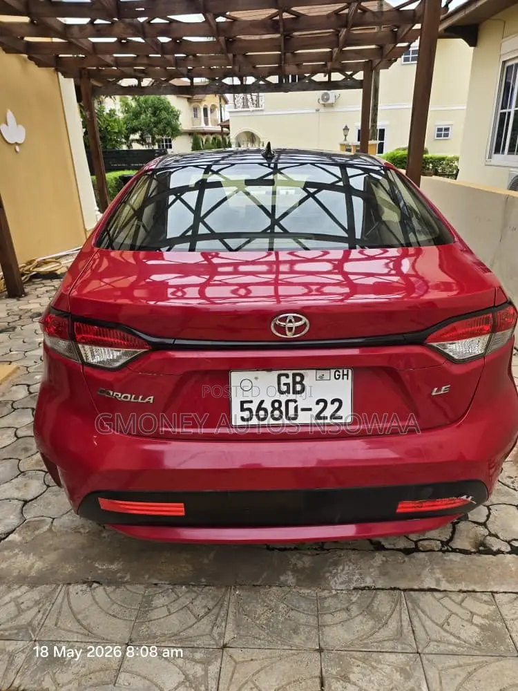 Toyota Corolla XLE 2020 Red