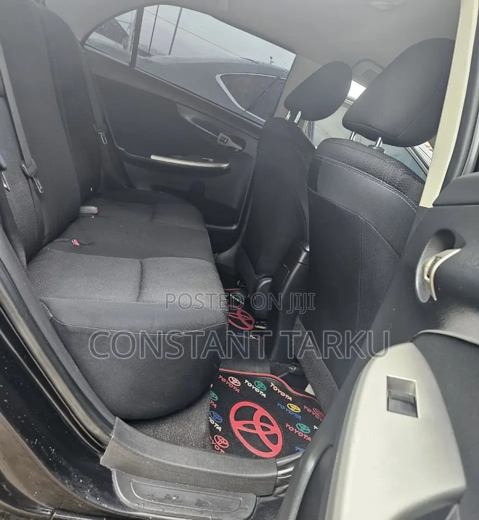 Toyota Corolla S 4dr Sedan (1.8L 4cyl 4A) 2013 Black