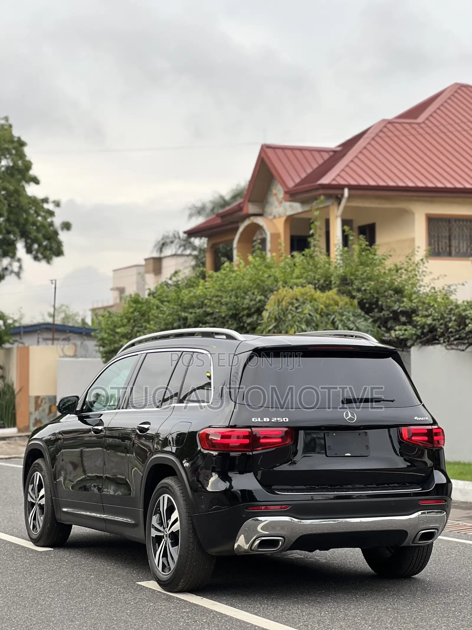 Mercedes-Benz GLB-Class GLB 250 4MATIC AWD 2024 Black
