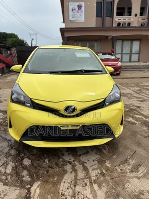 Toyota Vitz 1.3 AWD 3dr 2014 Yellow