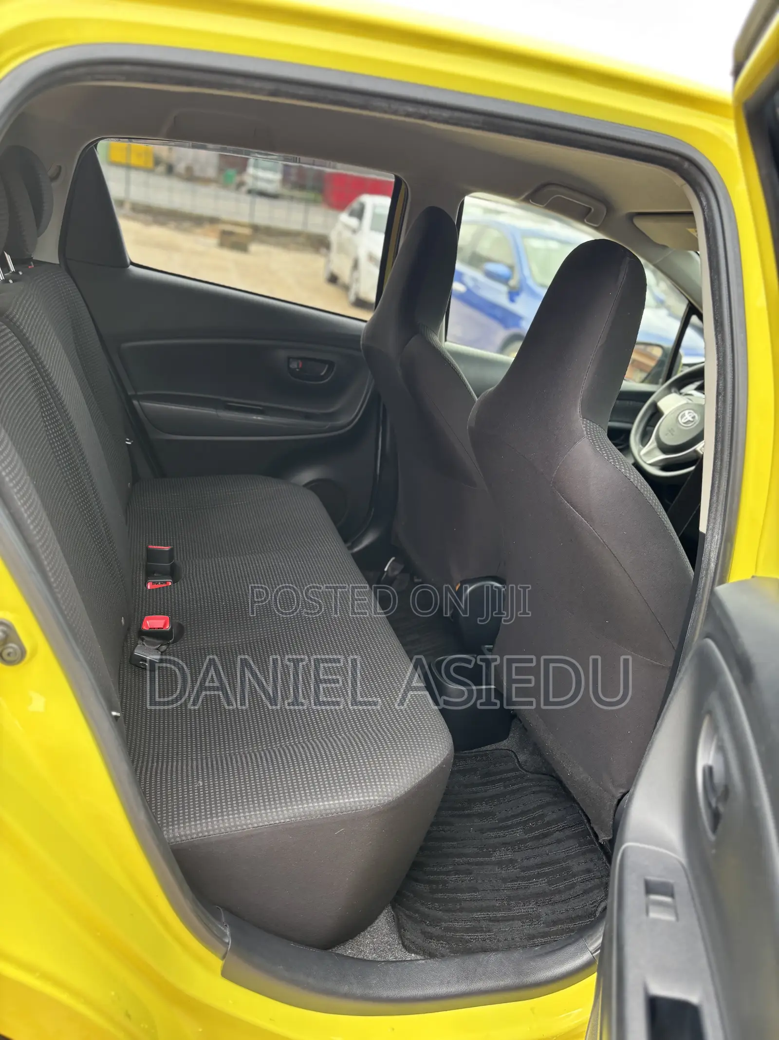 Toyota Vitz 1.3 AWD 3dr 2014 Yellow