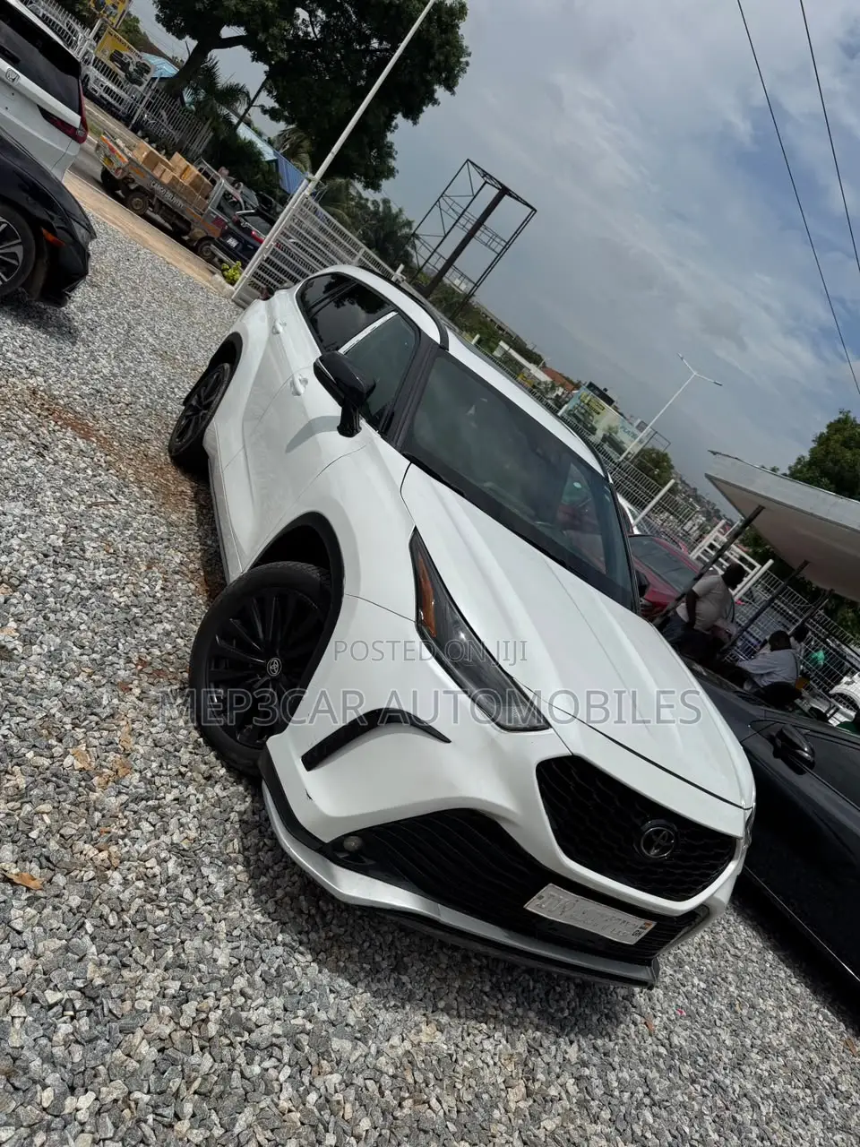 Toyota Highlander XSE AWD 2023 White
