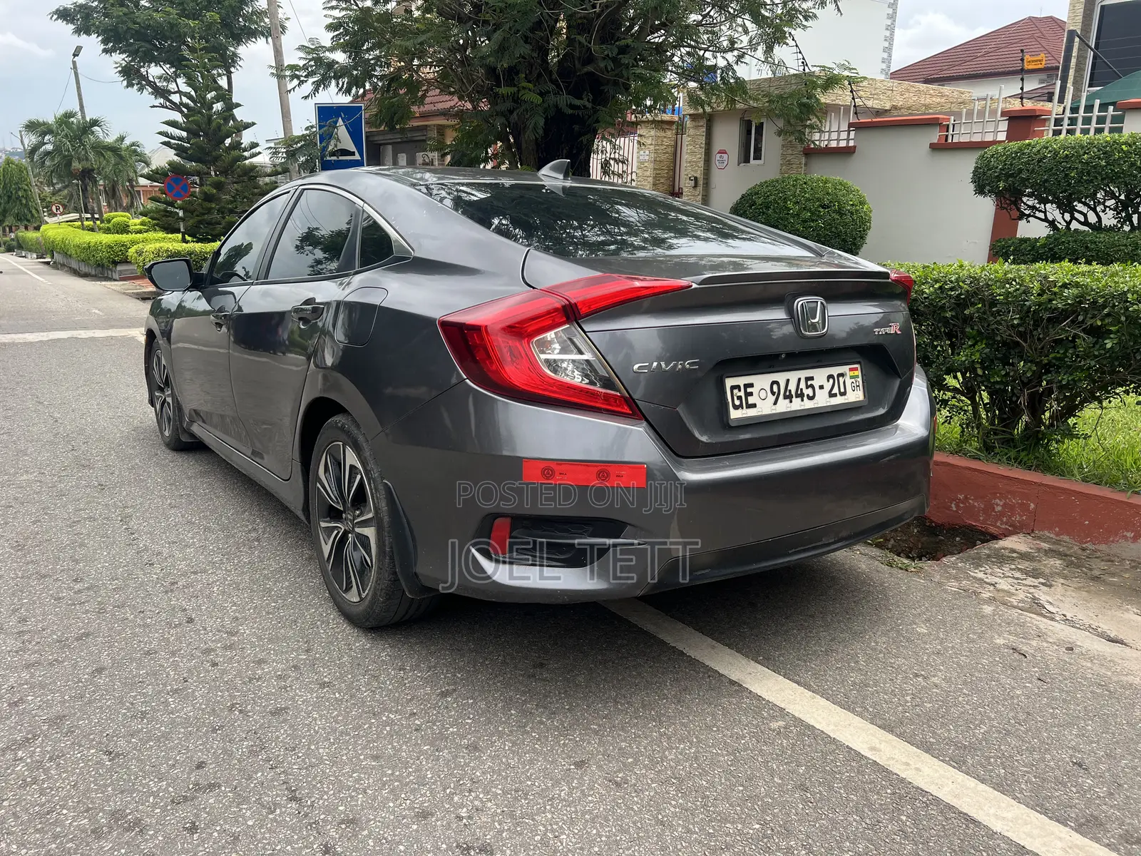 Honda Civic EX-T 4dr Sedan (1.5L 4cyl) 2017 Gray