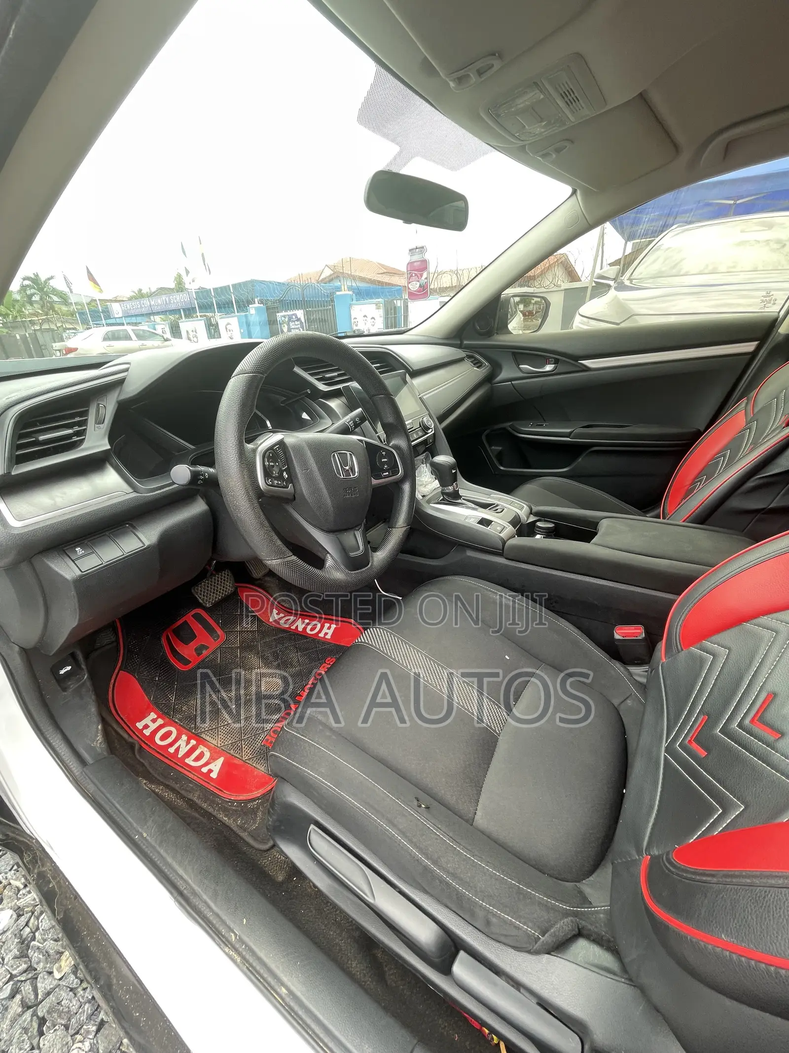 Honda Civic LX 4dr Sedan (2.0L 4cyl) 2016 White