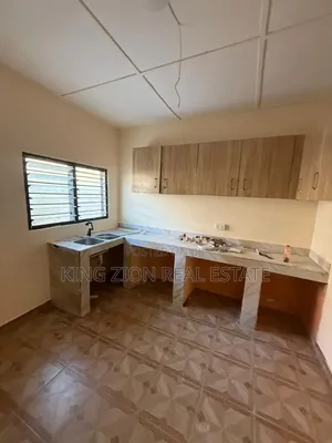 3bdrm Apartment in Kingzion Real, Last Stop for rent