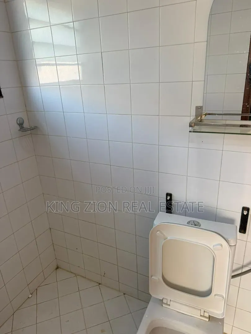 3bdrm Apartment in Kingzion Real, Last Stop for rent