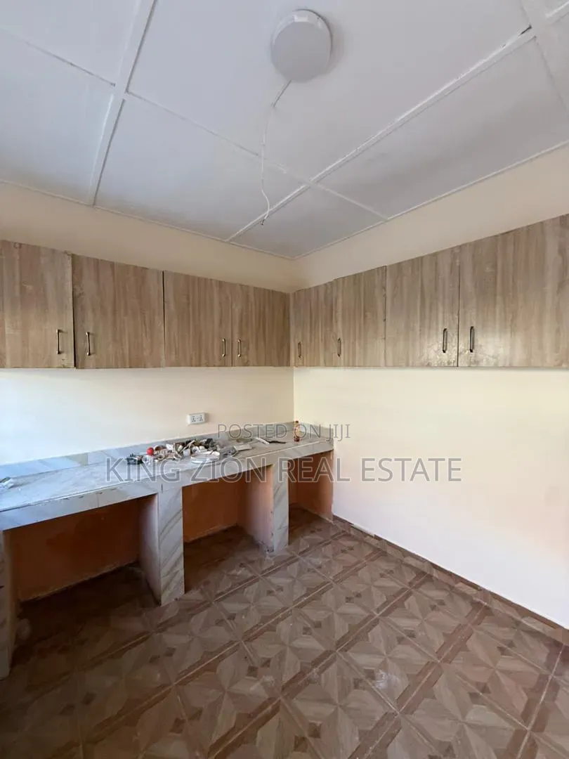 3bdrm Apartment in Kingzion Real, Last Stop for rent
