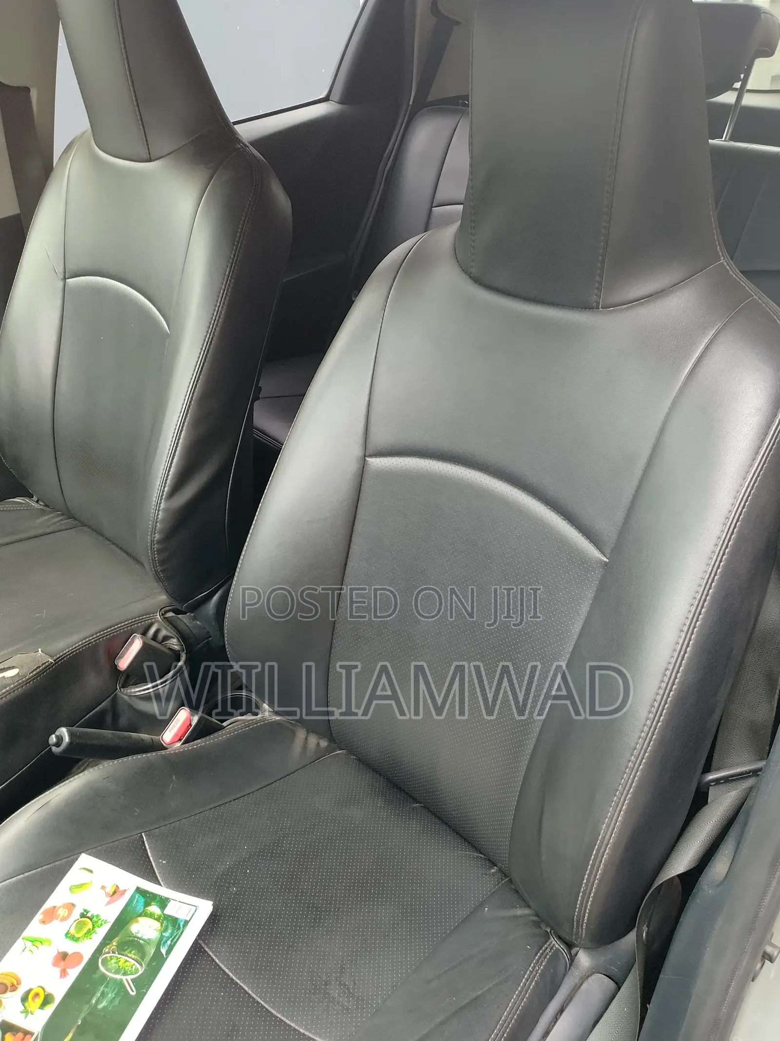 Toyota Vitz 2012 Green